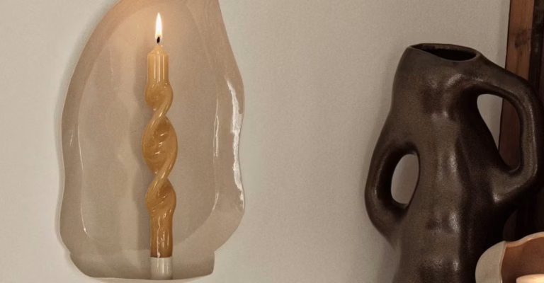 Lampe en bois flotté : idées et inspirations pour le salon